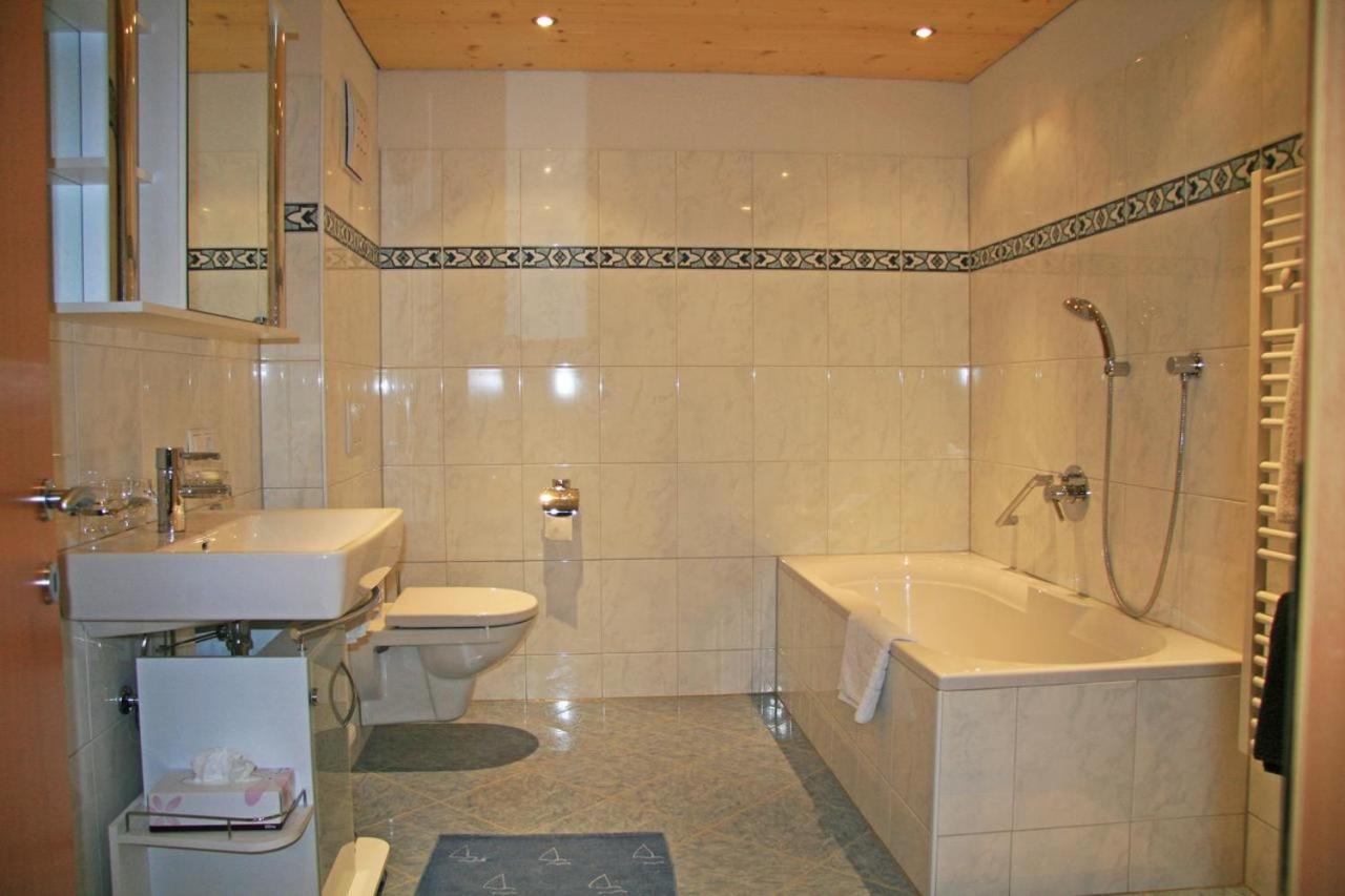 Haus Flua Apartment บรานด์ ภายนอก รูปภาพ